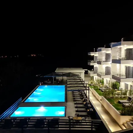 Aparthotel Toska Tower 4*