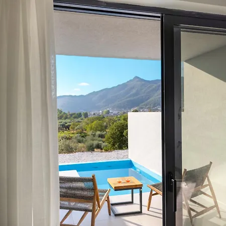 Toska Tower Aparthotel