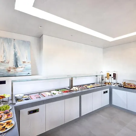 Aparthotel Toska Tower 4*