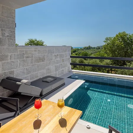 Toska Tower 4*
